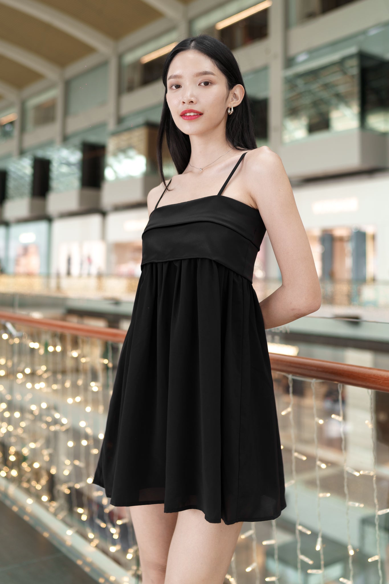 ZELLA LAYERED MATTE SATIN CHIFFON BABYDOLL DRESS(BLACK) ZELLA LAYERED MATTE SATIN CHIFFON BABYDOLL DRESS(BLACK)