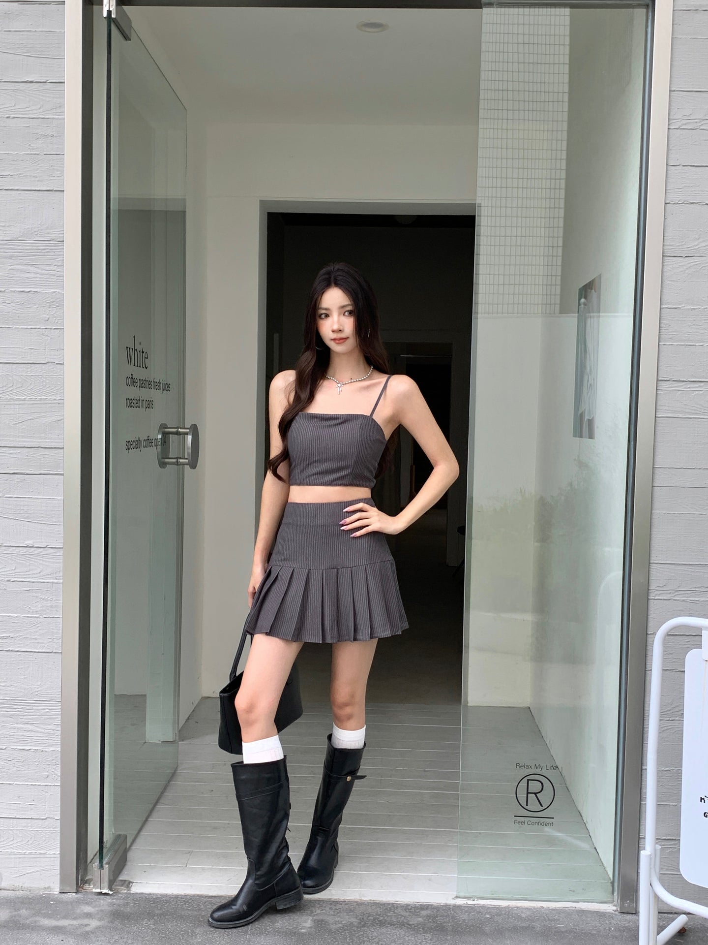 KRYSSA PINSTRIPES PLEATED SKORTS (CHARCOAL)