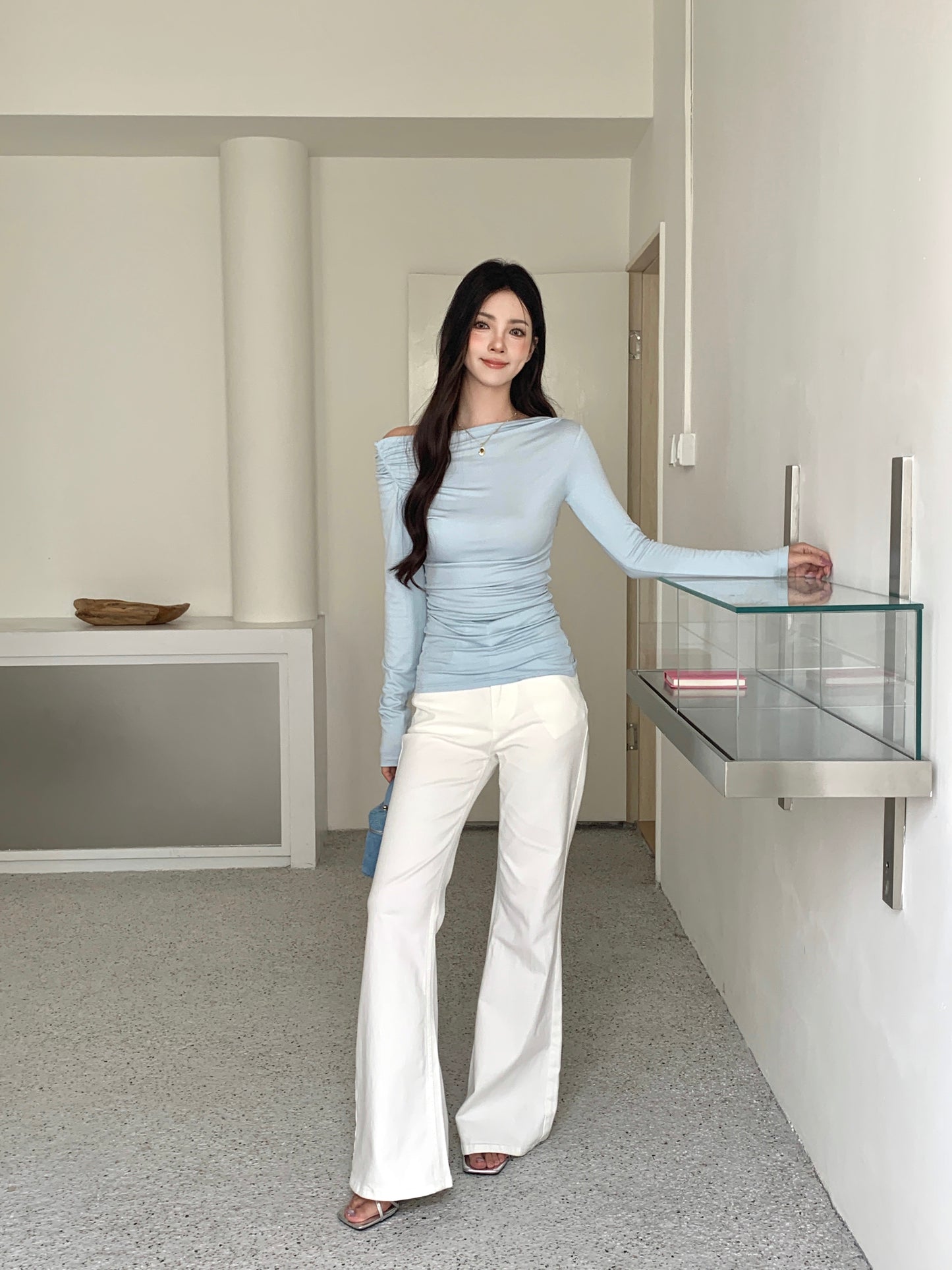 TIERNA OFF-SHOULDER RUCHED LONG SLEEVE TOP (BLUE)