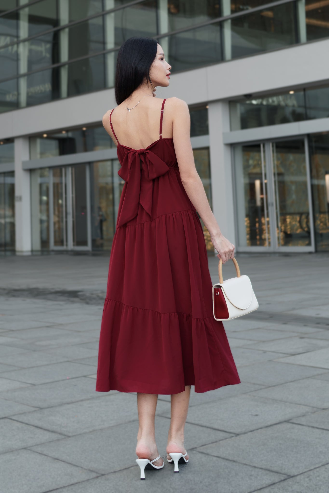 VIONA PADDED TIE-BACK RIBBON TIERED MAXI DRESS(MAROON)