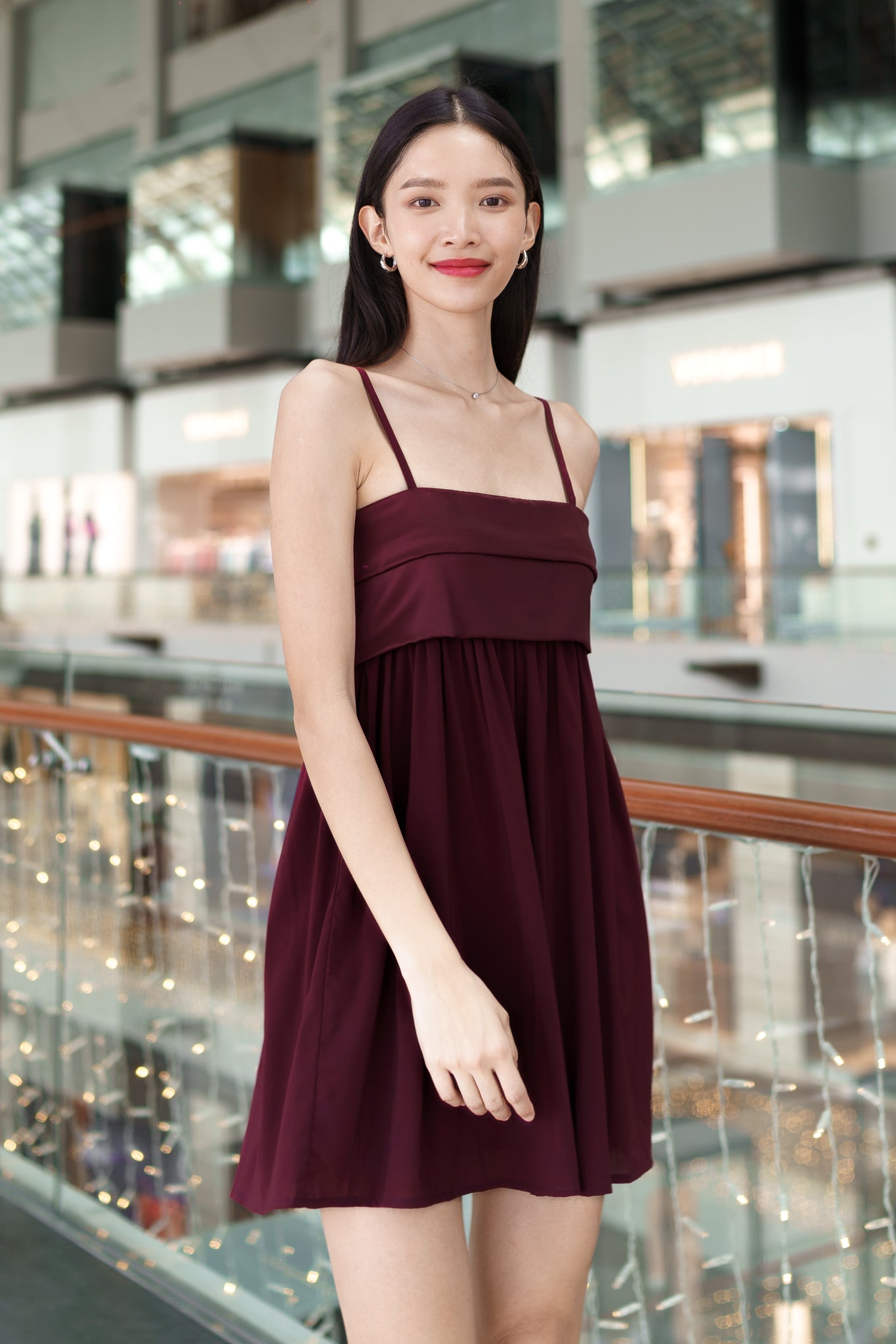 ZELLA LAYERED MATTE SATIN CHIFFON BABYDOLL DRESS(BURNT MAROON)