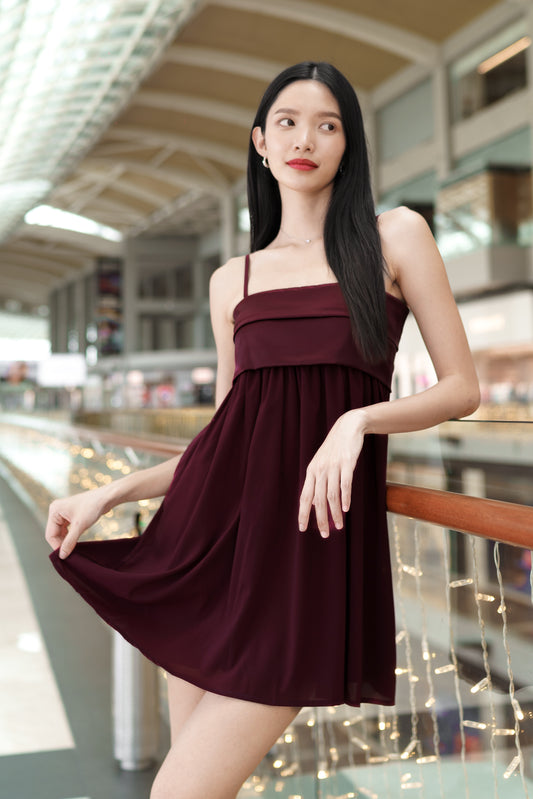 ZELLA LAYERED MATTE SATIN CHIFFON BABYDOLL DRESS(BURNT MAROON)