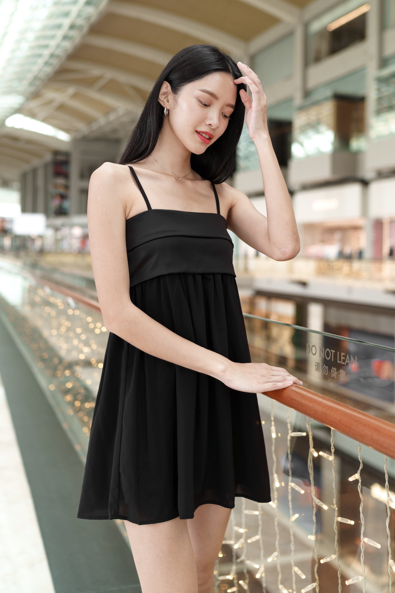 ZELLA LAYERED MATTE SATIN CHIFFON BABYDOLL DRESS(BLACK)