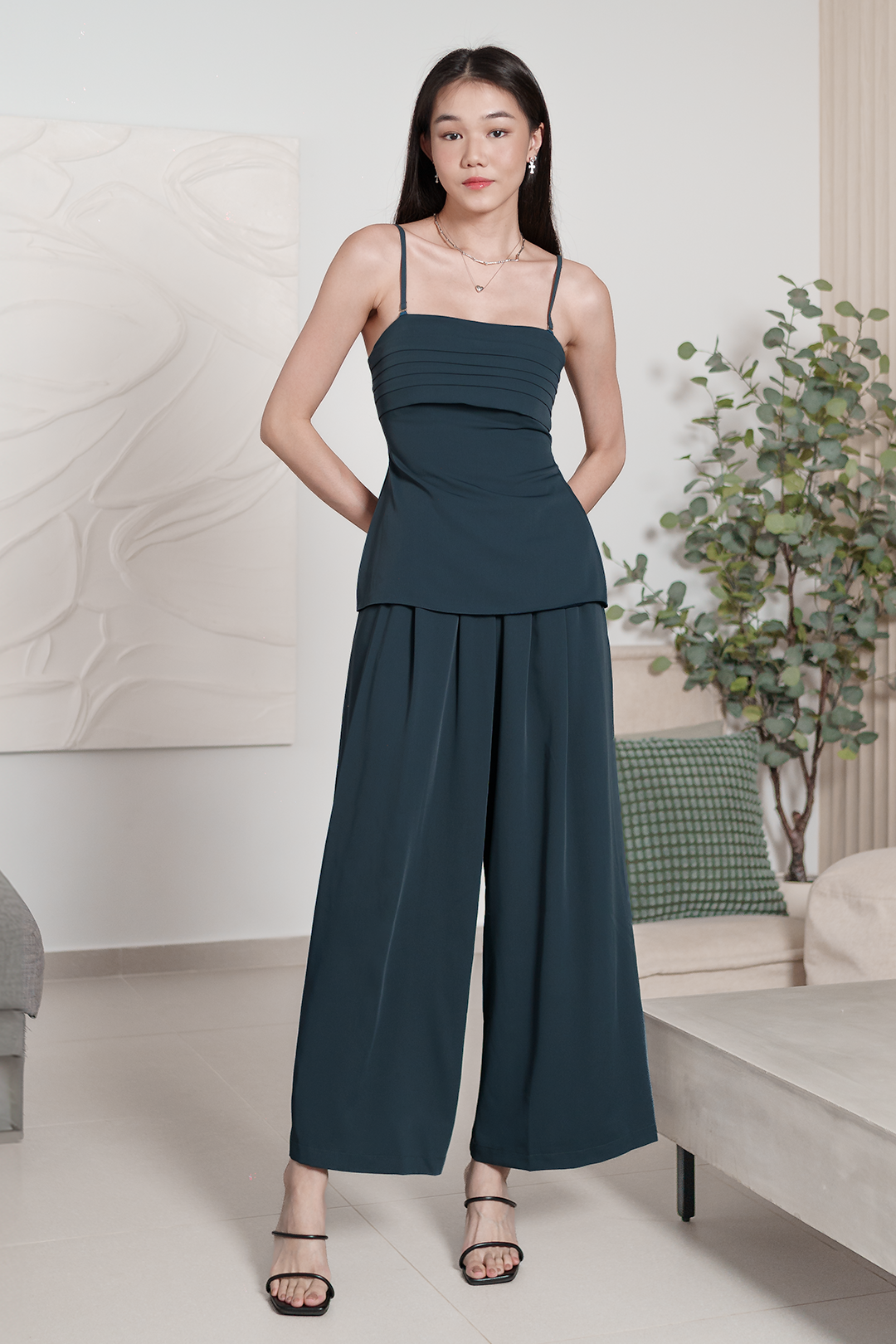 ORDARA PLEATED WIDE LEG PANTS (MIDNIGHT TEAL)